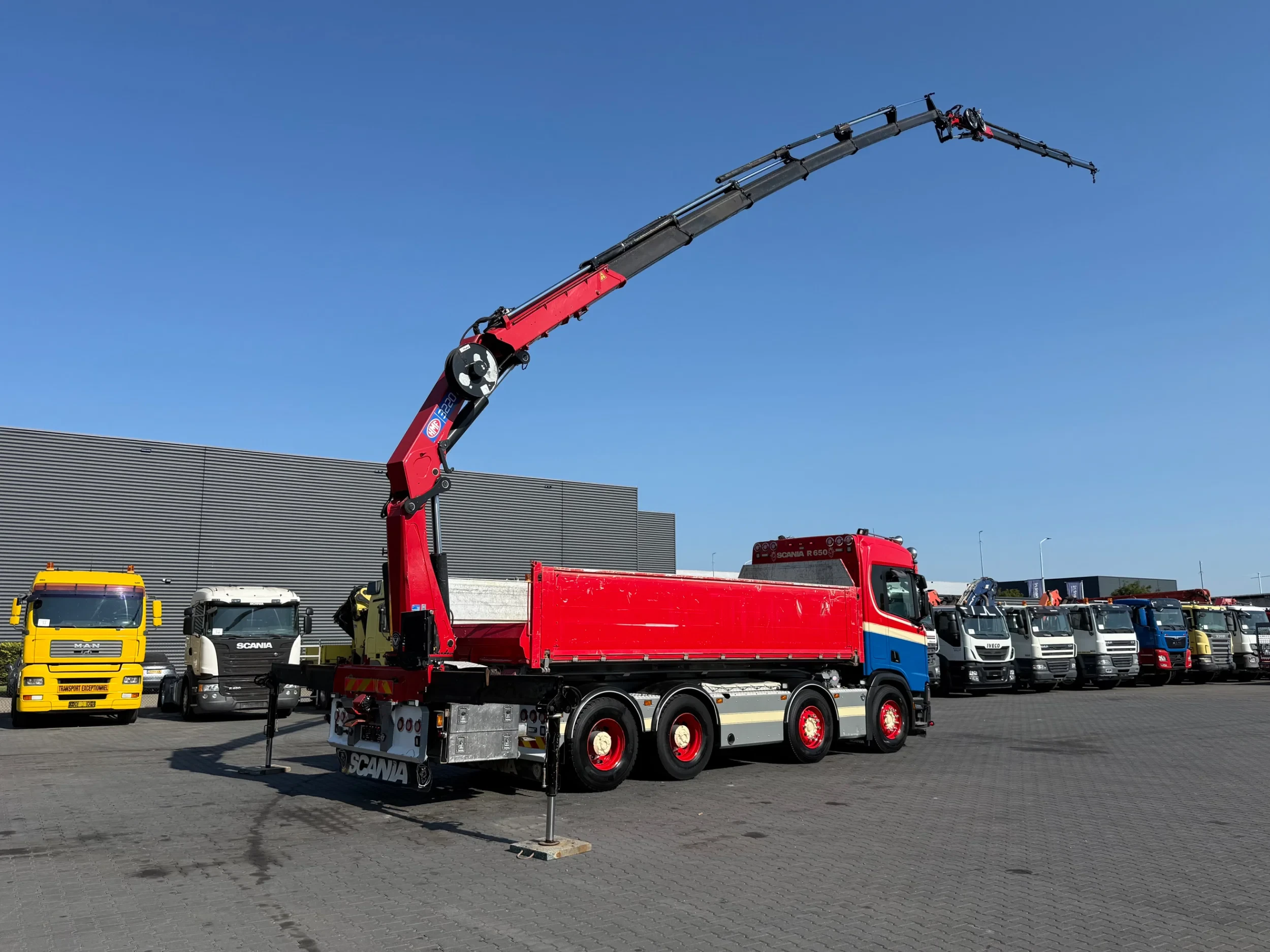 Scania R 2019 - R650 V8 B8x4NB / Euro 6 / HMF TF 324 / HMF 3220 K-RCS + Flyjib FJ600 K4 afbeelding 4