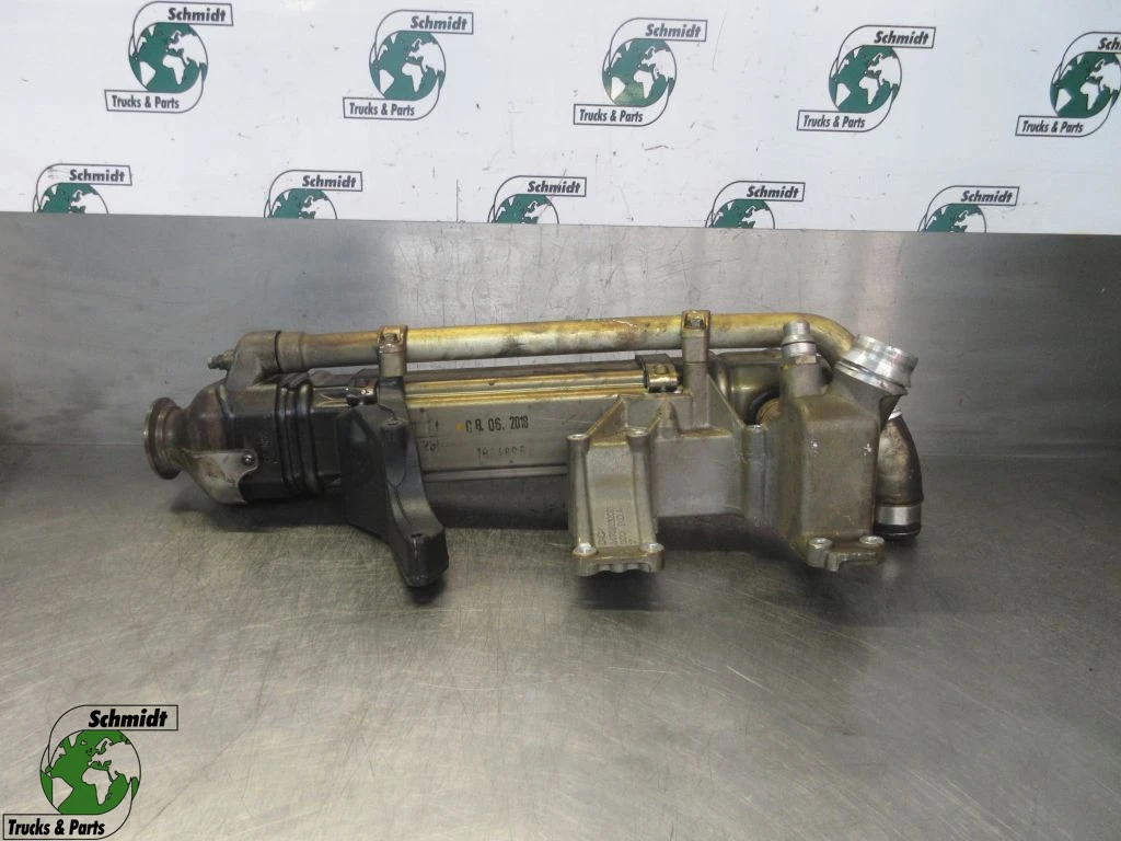 Mercedes-Benz - A 470 140 03 75// 04 75 // 05 75 // 06 75 EGR KOELER MODULEN изображение 1