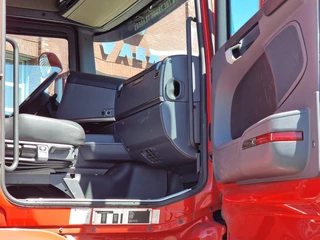Scania R 2016 - R580 V8 Topline 6x2 - Box with sidedoors - Retarder - Full air - Leather image 60