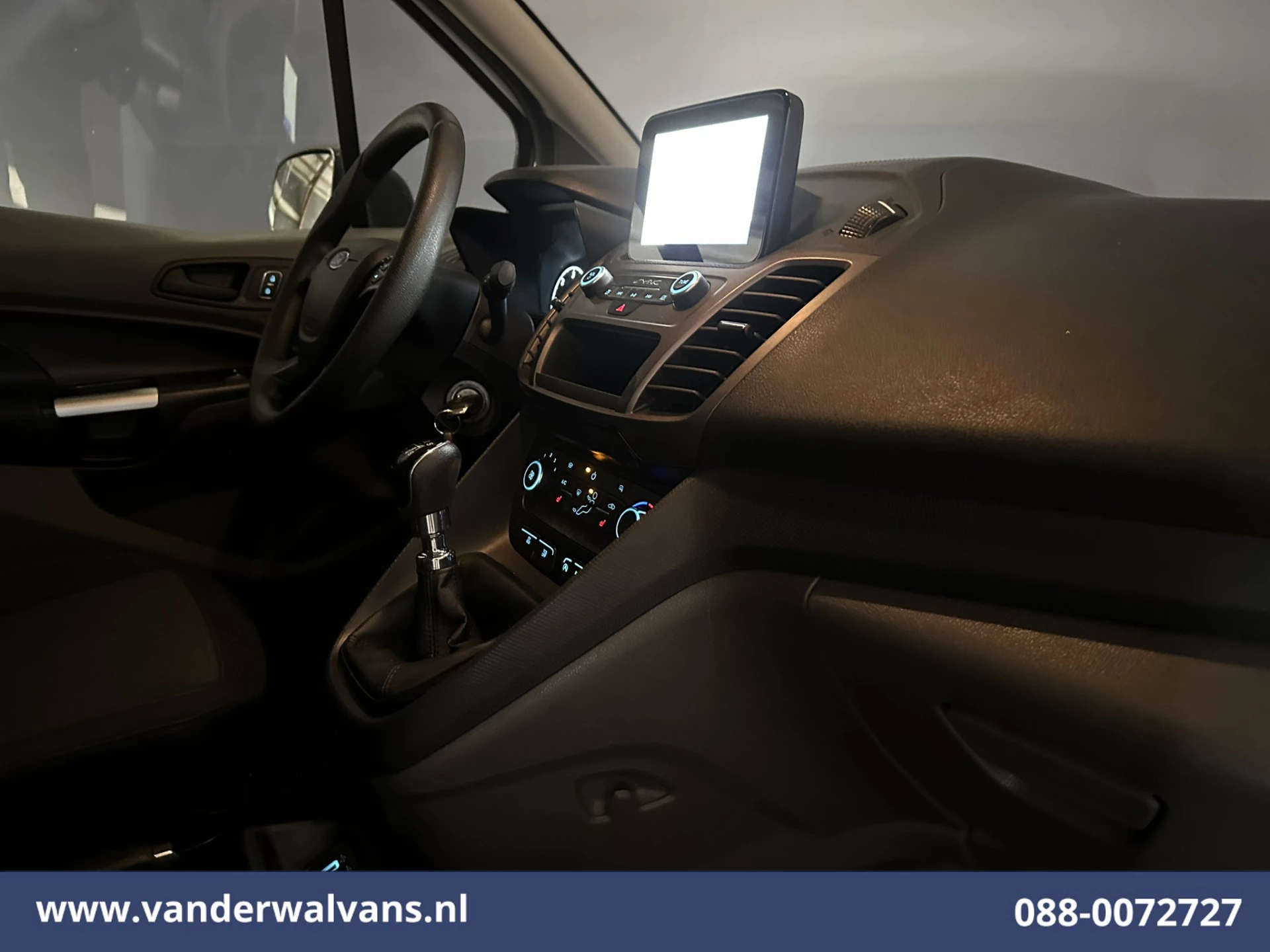 Ford Transit Connect 2021 - 1.5 EcoBlue 100pk L1H1 Euro6 Airco | Camera | Android Auto | Stoelverwarming | Verwarmde voorruit zdjęcie 12