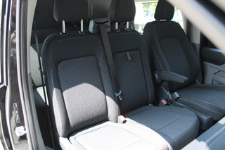 Ford Transit Custom 2024 - 320 2.0 TDCI L2H1 Trend DC 136pk - Carplay - Android - Camera - Trekhaak - LED koplampen - Stoelverwarming - Draadloos laden - Rijklaar image 38