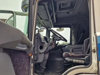 Scania 94 260 2003 - P94 - 4x2 - Full air - Manual gearbox - Loadlift - 5.50 Wb obrazek 10