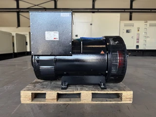 2025 - DPX CJ444ES - 325 kVA Alternator - DPX-33910 à vendre