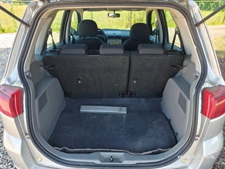 Mazda 2 2003 - 1.4 Exclusive , 5 deurs obrazek 16