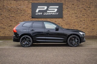 Volvo XC60 2024 - 2.0 T6 Plug-in hyb.AWD Ultra Dark, BTW, Pano, H&K image 7