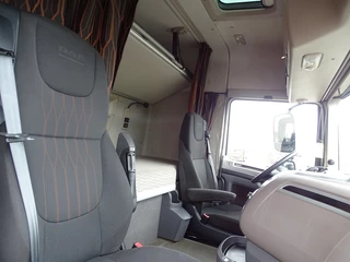DAF N/A 2017 - XF106 SPACECAB zdjecie 4