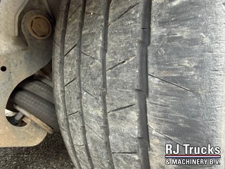 Fliegl SDS Curtainsider - Steer/Lift Axle | SAF | Forklift Mount | Boxes | S 2014 - N/A image 20