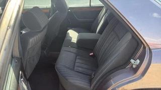 Mercedes-Benz E-Class 1990 - E200 bild 10