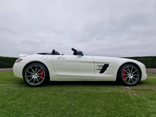 Mercedes-Benz SLS 2013 - GT 6.3 AMG Roadster - Full spec - German registration imagem 34