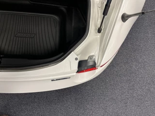 Mazda MX-5 2020 - ND Roadster 1.5 SkyActiv-G 132PK 100th Anniversary Bose Leder Camera PDC Apple CarPlay imagem 96