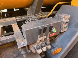 Burg BPO 13-30 RGZXX 2002 - BPO 13-30 RGZXX Tanktrailer 30.000 Liter zdjecie 6