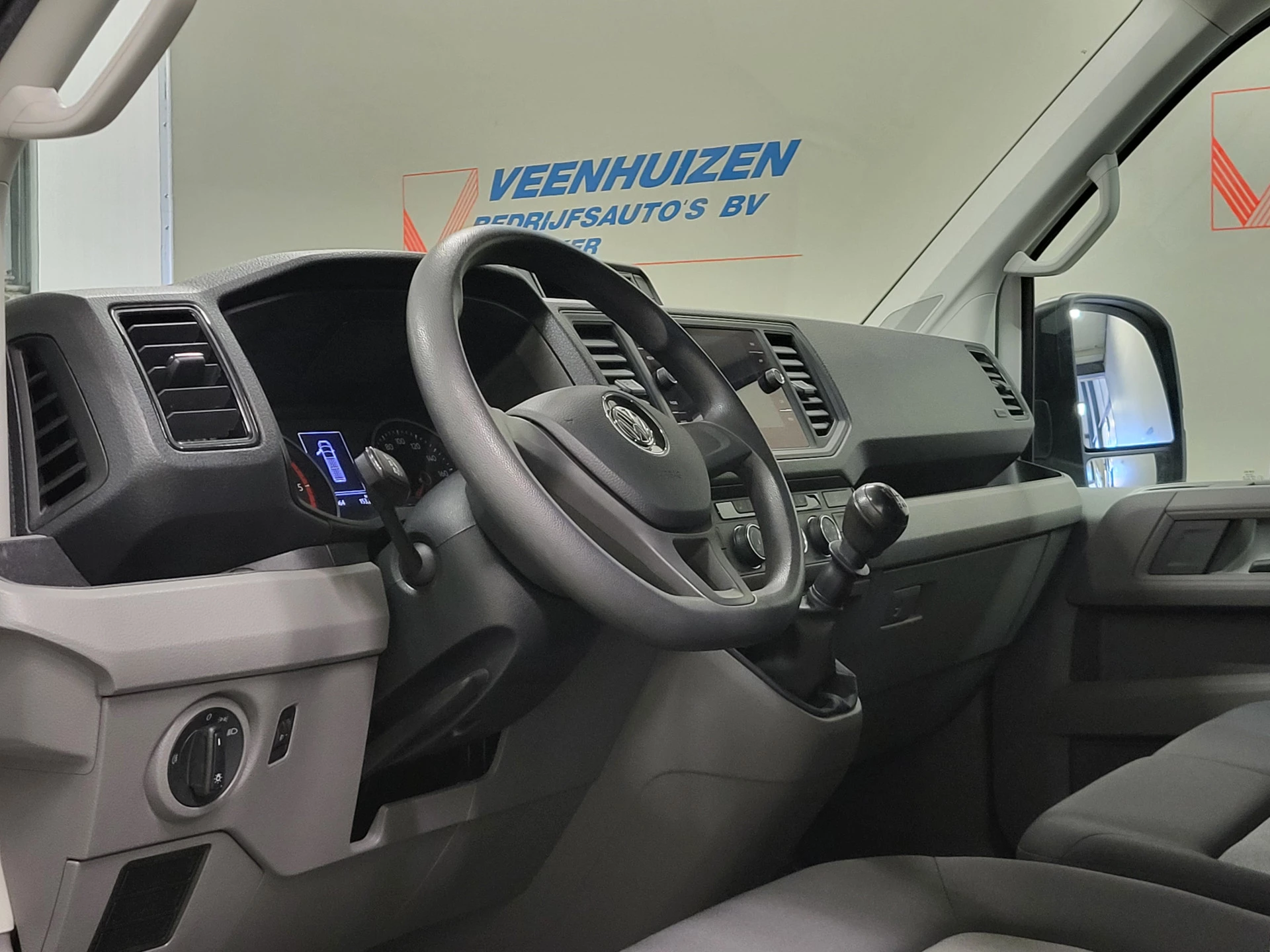 Volkswagen Crafter 2021 - 2.0TDI 140pk L4/H3 3000kg Trekkracht Euro 6! obrázek 4