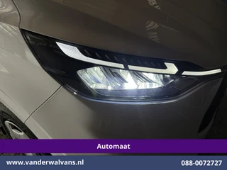 Ford Transit Custom 2024 - 2.0 TDCI 136pk Automaat L1H1 Euro6 Airco | Camera | Apple Carplay | Cruisecontrol | LED | 2740kg trekhaak afbeelding 3 miniatuur