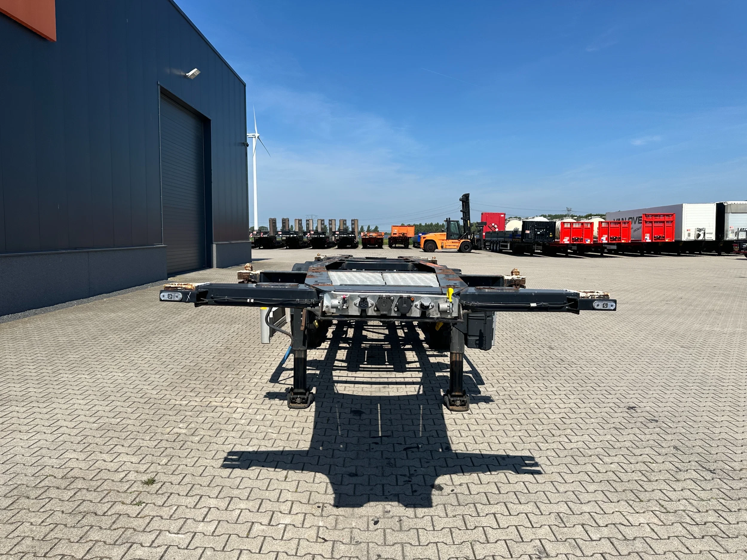LAG 2017 - 20FT/30FT ADR Chassis / BPW DRUM / ADR (EXII, EXII, FL, AT) / NL-Chassis / 10x available zdjęcie 7