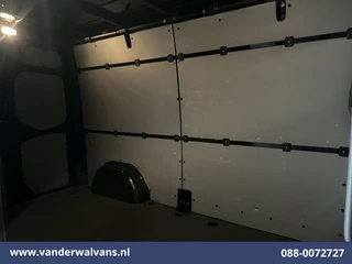 Mercedes-Benz Sprinter 2019 - 314 CDI 143pk L2H2 Euro6 Airco | Navigatie | Trekhaak | Camera | Apple Carplay obrazek 9
