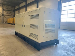 Iveco 2025 - NEF67TM4 - 188 kVA Generator - DPX-19793 imagen 3 miniatura