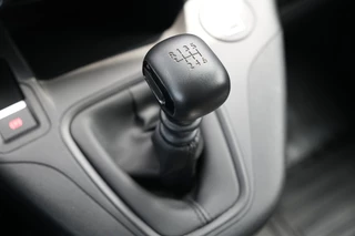 Toyota ProAce 2024 - CITY 1.5 D-4D L1 100pk - Airco - DAB - PDC - Trekhaak - Rijklaar image 31