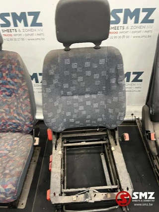 Mercedes-Benz N/A - Occ lot van 4 stoelen Mercedes bild 4
