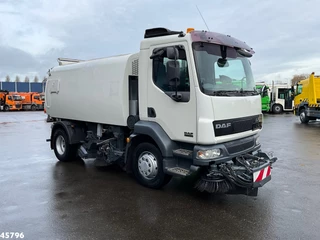 DAF FA 55 LF 160 Bucher Eurofant 50 Just 154.678 km! 2003 - N/A image 9