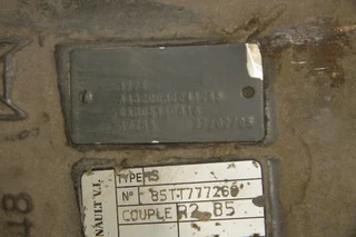 Renault - Axle & Steering Parts Achteras compleet R=2.85 Renau zdjęcie 3 miniatura