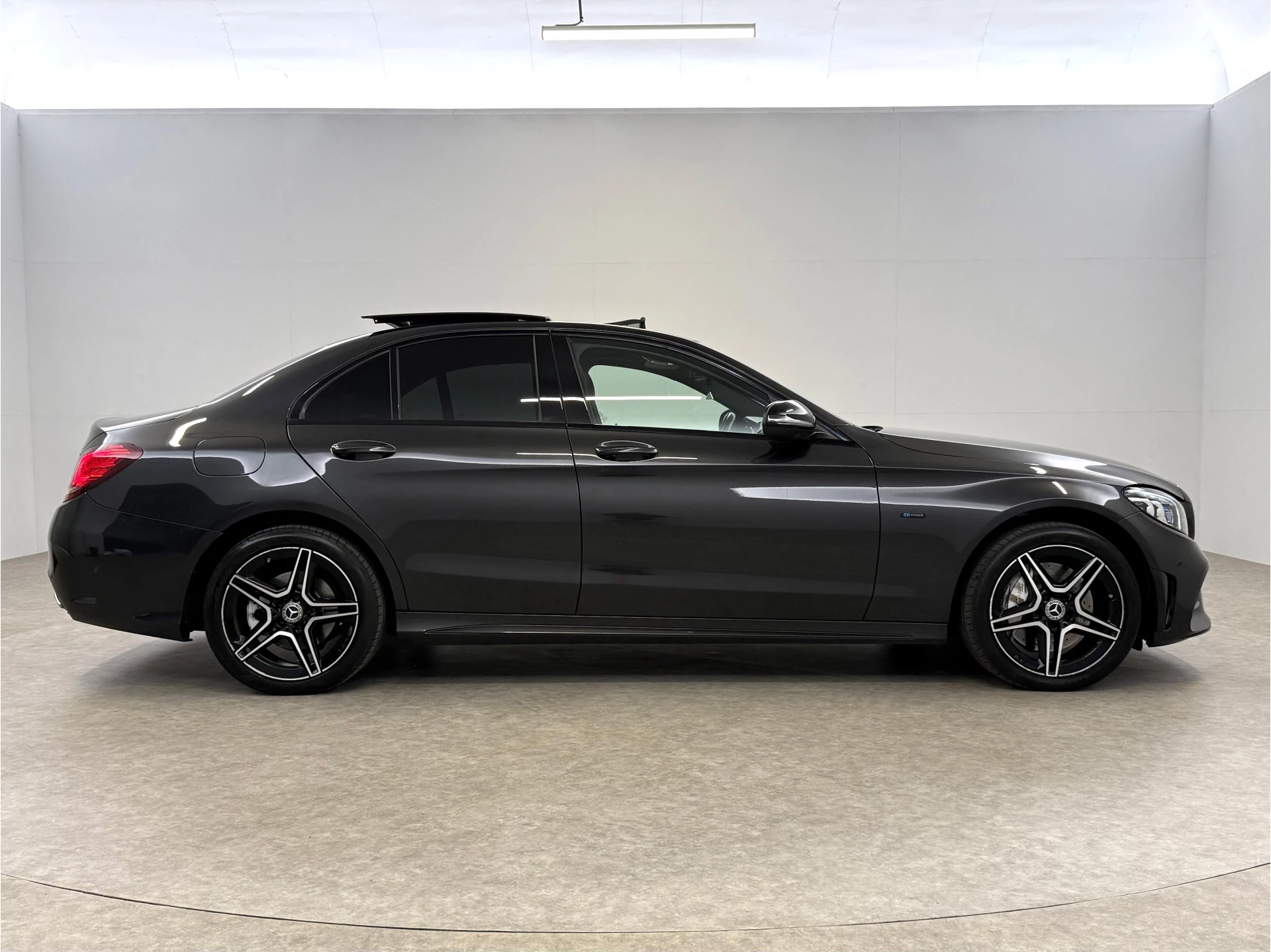 Mercedes-Benz C-Klasse 2021 - 300 e Business Solution AMG Limited 320PK afbeelding 10