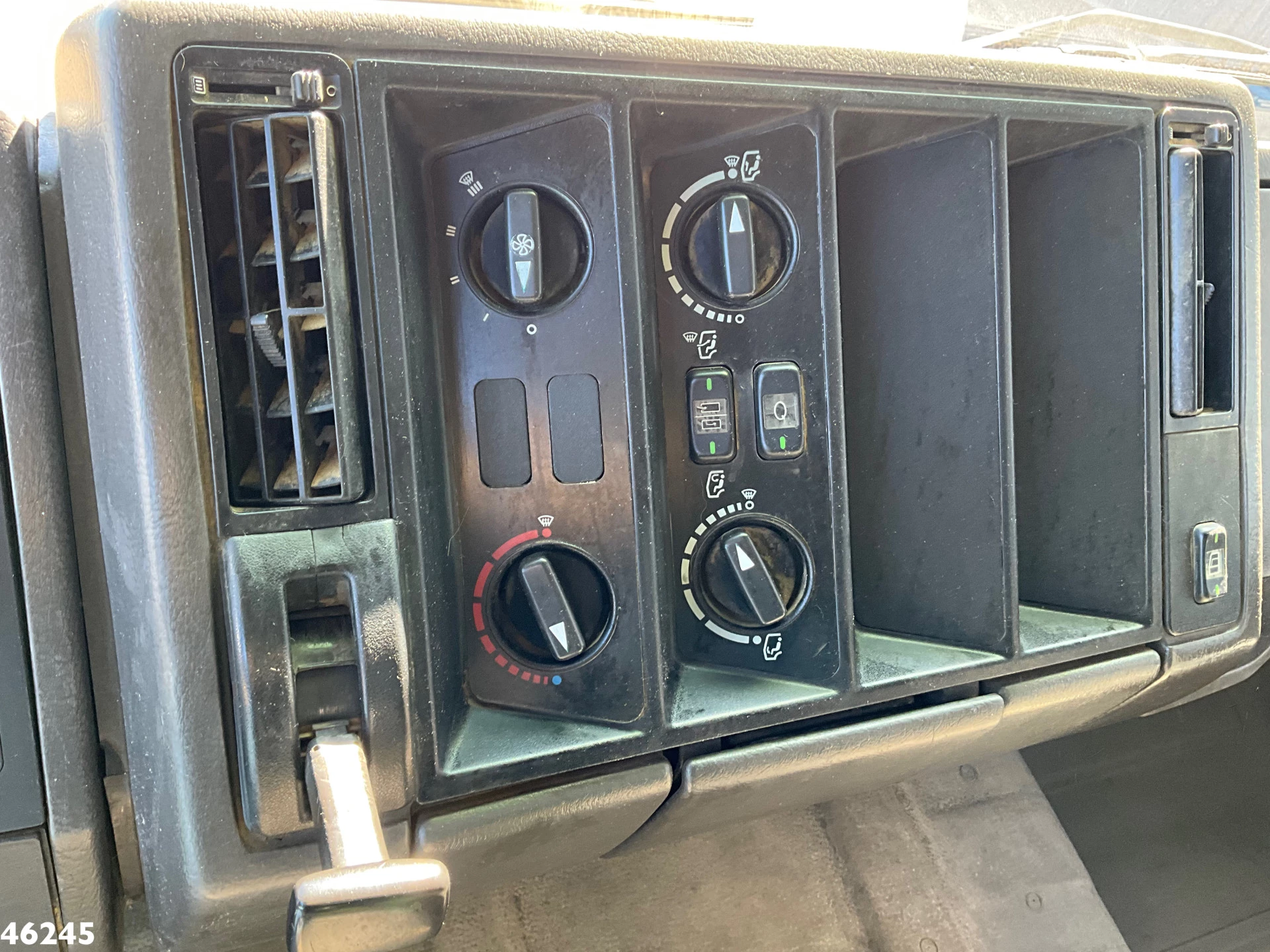 Mercedes-Benz 2638 AK V8 6x6 Manual Full steel suspension Meiller 10m³ kipper 1995 immagine 14