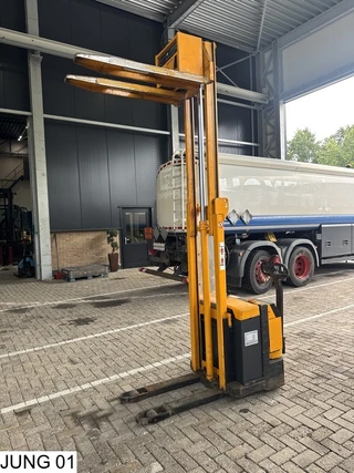 Jungheinrich - Reachtruck 290 cm lift height, battery charger. afbeelding 3 miniatuur