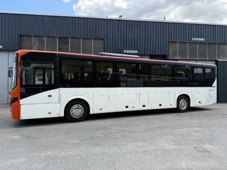 Volvo 2013 - 8900. 12,2m. 4 Units! afbeelding 3 miniatuur