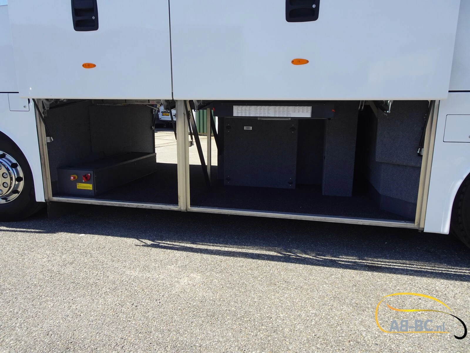 Van Hool EX11 High 45 Seats EURO 6 - 10 mtr 2022 изображение 23