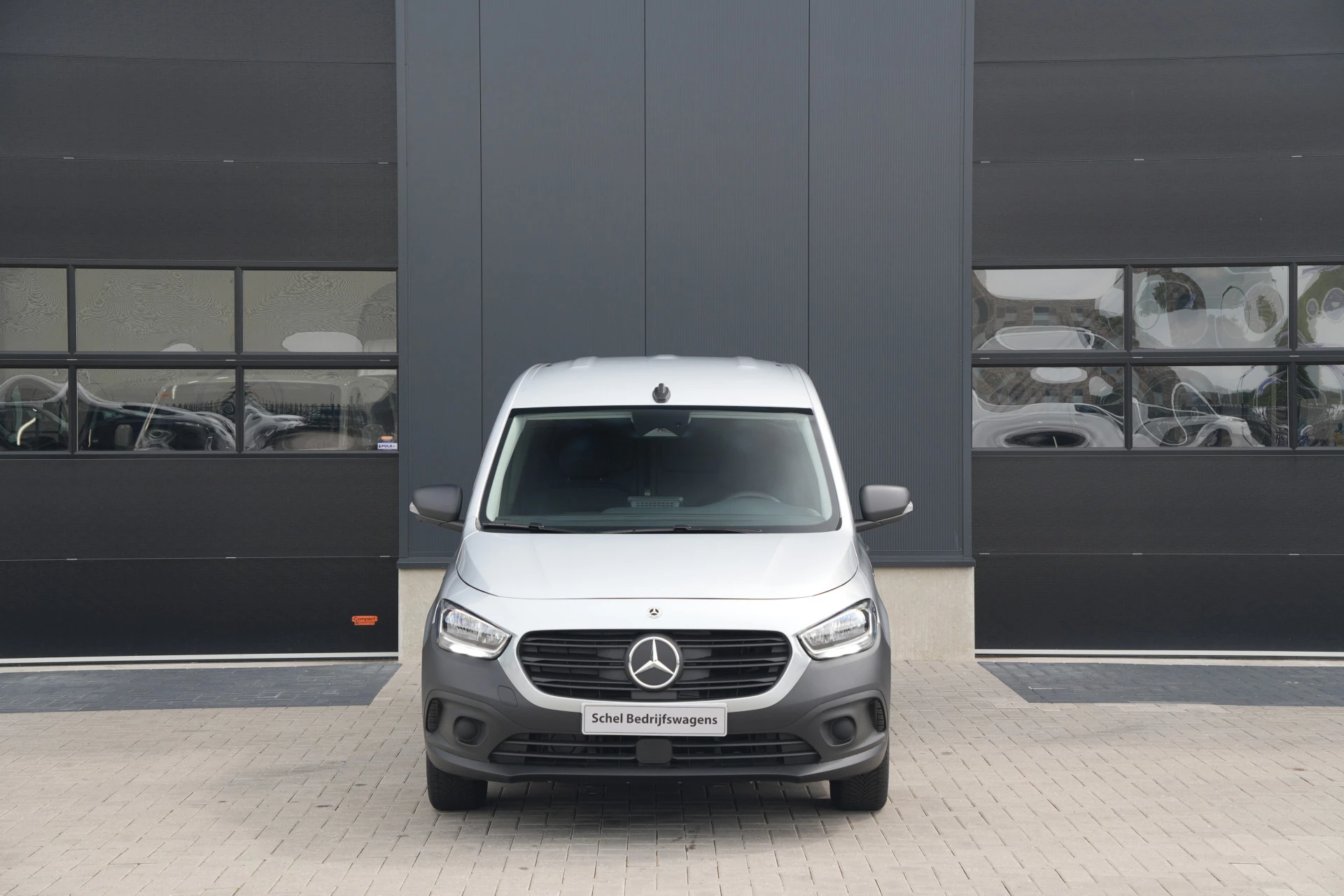 Mercedes-Benz eCitan 2026 - 112 Base L1 45 kWh 122pk - Cruise - Stoelverwarming - Camera - PDC - Auto Clima - Rijklaar изображение 2