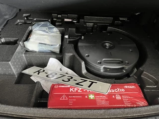 Mazda CX-60 2023 - 2.5 e-SkyActiv PHEV Automaat 327PK Takumi Met alle pakketten Plug-in Hybride afbeelding 27