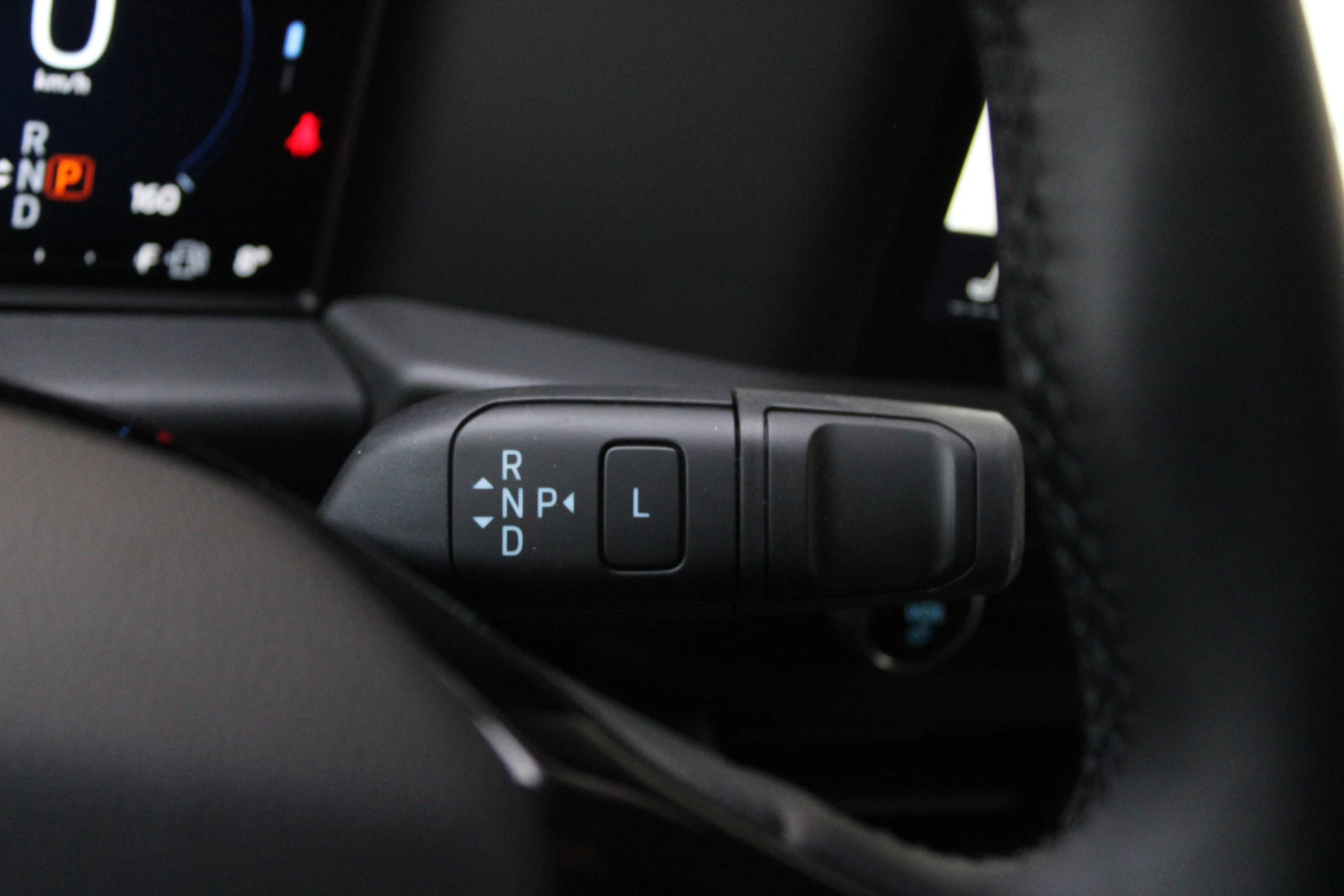 Ford Transit Custom 2025 - 320 2.5 PHEV L2H1 Trend 232pk - 5 jaar GARANTIE - 2x Schuifdeur - Adaptive Cruise - Blind Spot - Navigatie - Camera - Verwarmd Stuur - Rijklaar immagine 26