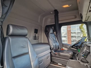 Scania R 2018 - R500 NGS 6x2*4 - HIAB Hooklift 21T - Retarder - Steering axle - Full air - Leather - Led image 26