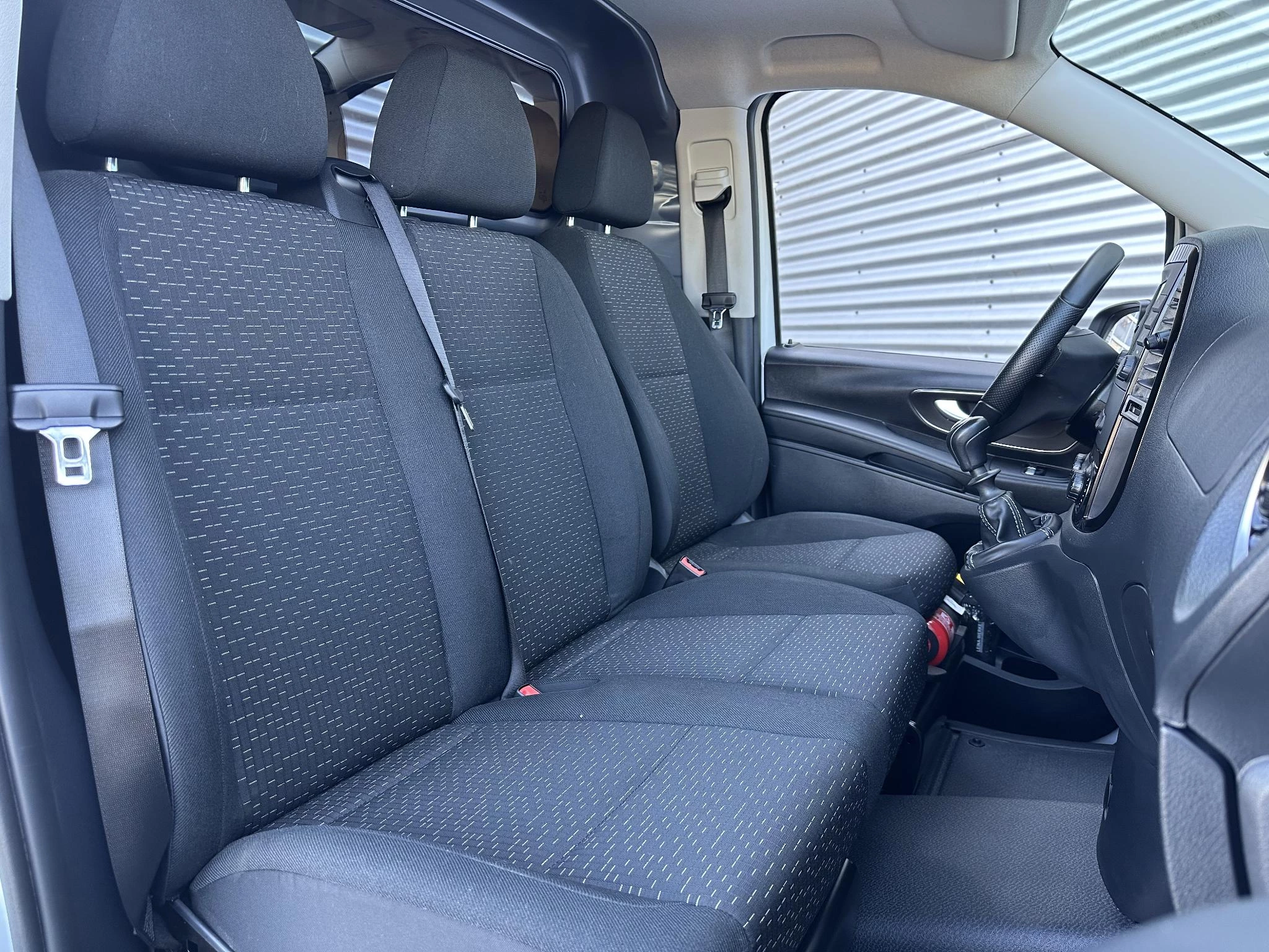 Mercedes-Benz Vito 2023 - 110 CDI L2 Airco Navigatie Parkeersensoren imagem 3