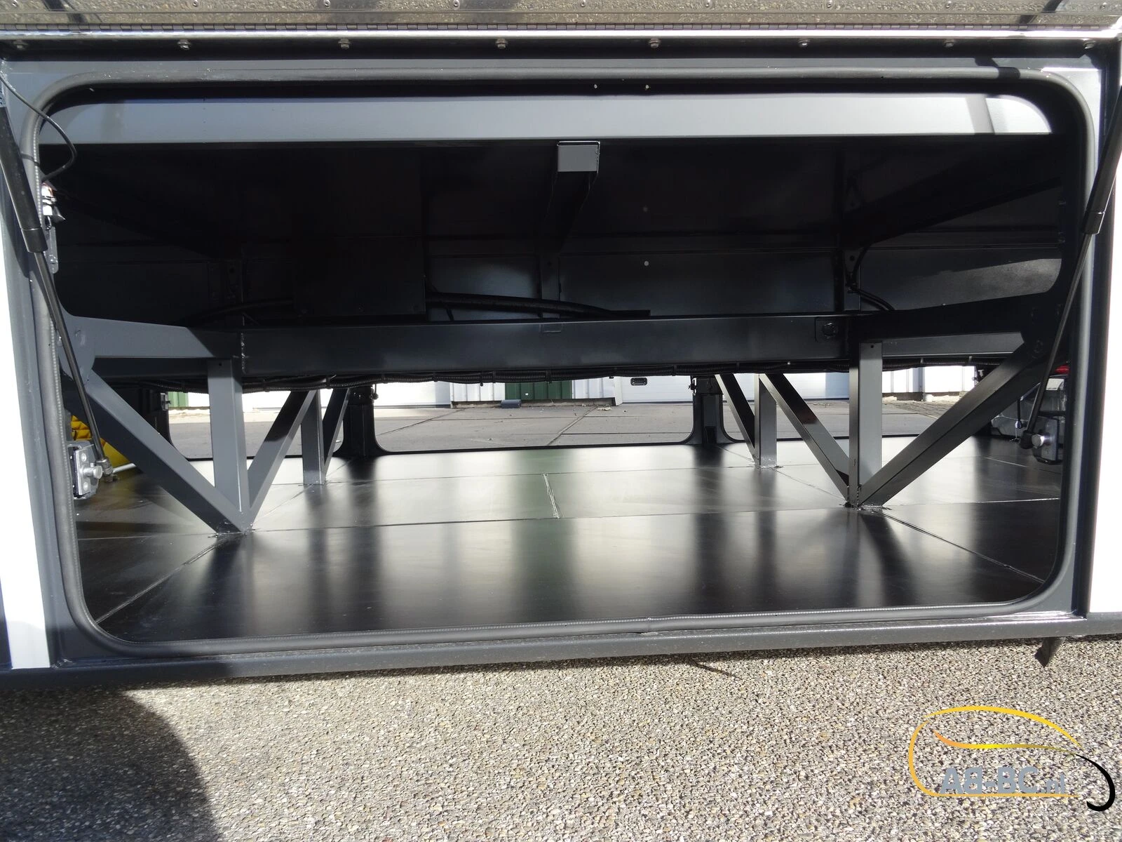 Iveco New 13 MTR Crossway 61 seats ADAS afbeelding 42