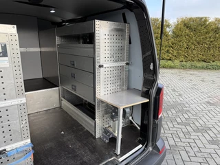 Volkswagen Transporter 2021 - 2.0 TDI 150 PK DSG AUTOMAAT HIGHLINE / L1H1 / ALUCA INRICHTING / AIRCO / CRUISE / ACHTERKLEP / NAVI / CARPLAY image 11