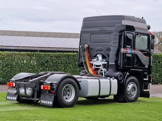 Volvo F 16 1992 - 500 Globetrotter 4x2 - Fully renovated - Volvo Demo colors - New paint - Perfect shape - Telma imagen 8