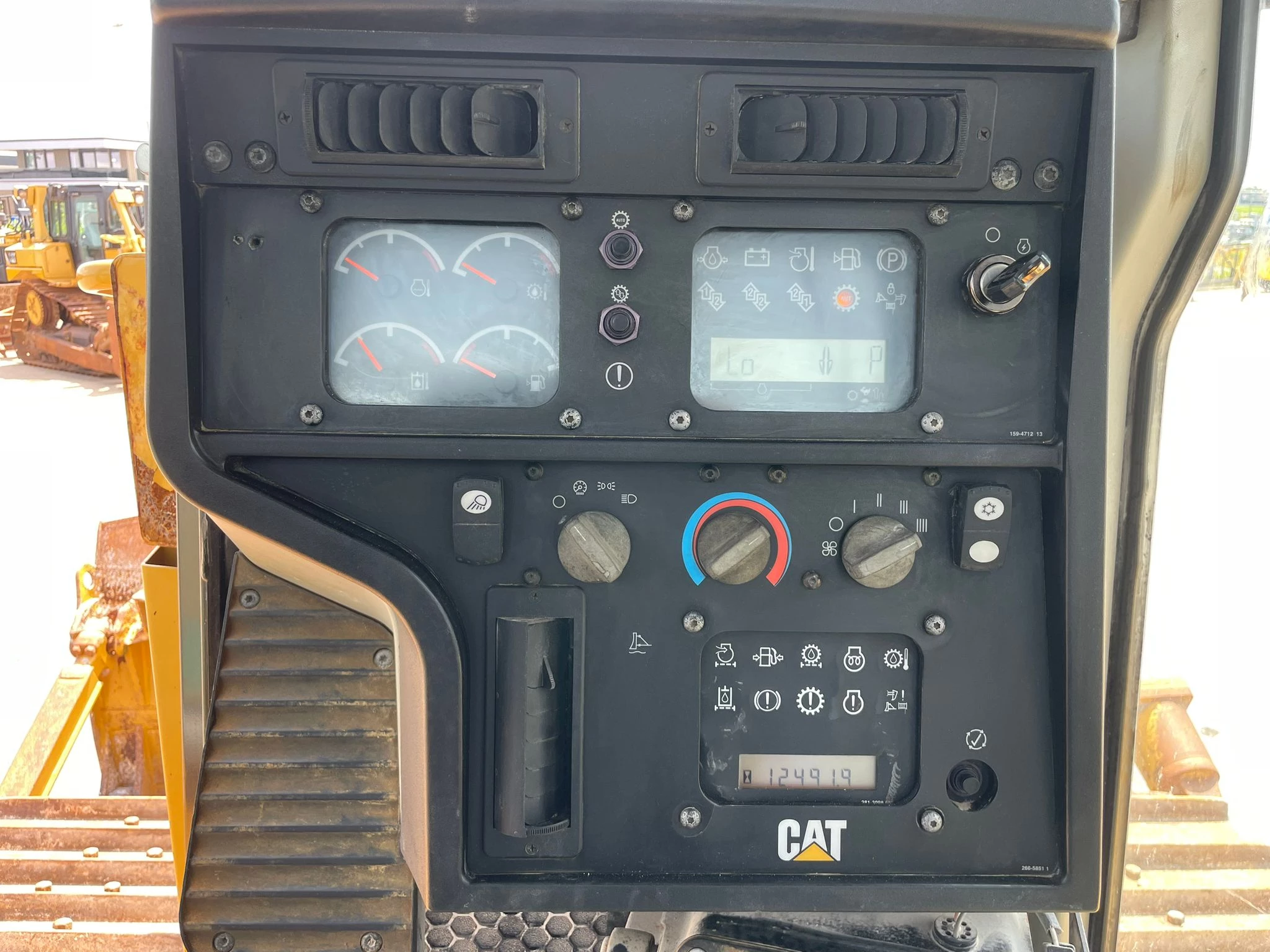Caterpillar D6T LGP 2011 obrázek 20