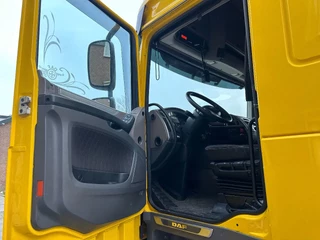 DAF XF 530 2018 - 8X4 140 TON 384000 KM zdjecie 17