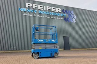 Genie 2015 - GS1932 Electric, Working Height 7.8 m, 227kg Capac zu verkaufen