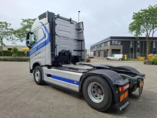 Volvo FH 2018 - FH4-460 / VEB+ / HYDRAULICS / TUV:02-02-2027 / DOUBLE TANK / SMART TACHO V2 / LWDS / FRIDGE / AUTOMATIC / EURO-6-C / 2018 image 3