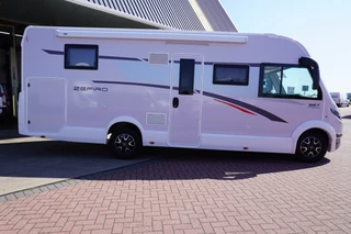 Roller TEAM ZEFIRO 2024 - 267 INTEGRAL CAMPER 180PK EURO 6 image 3