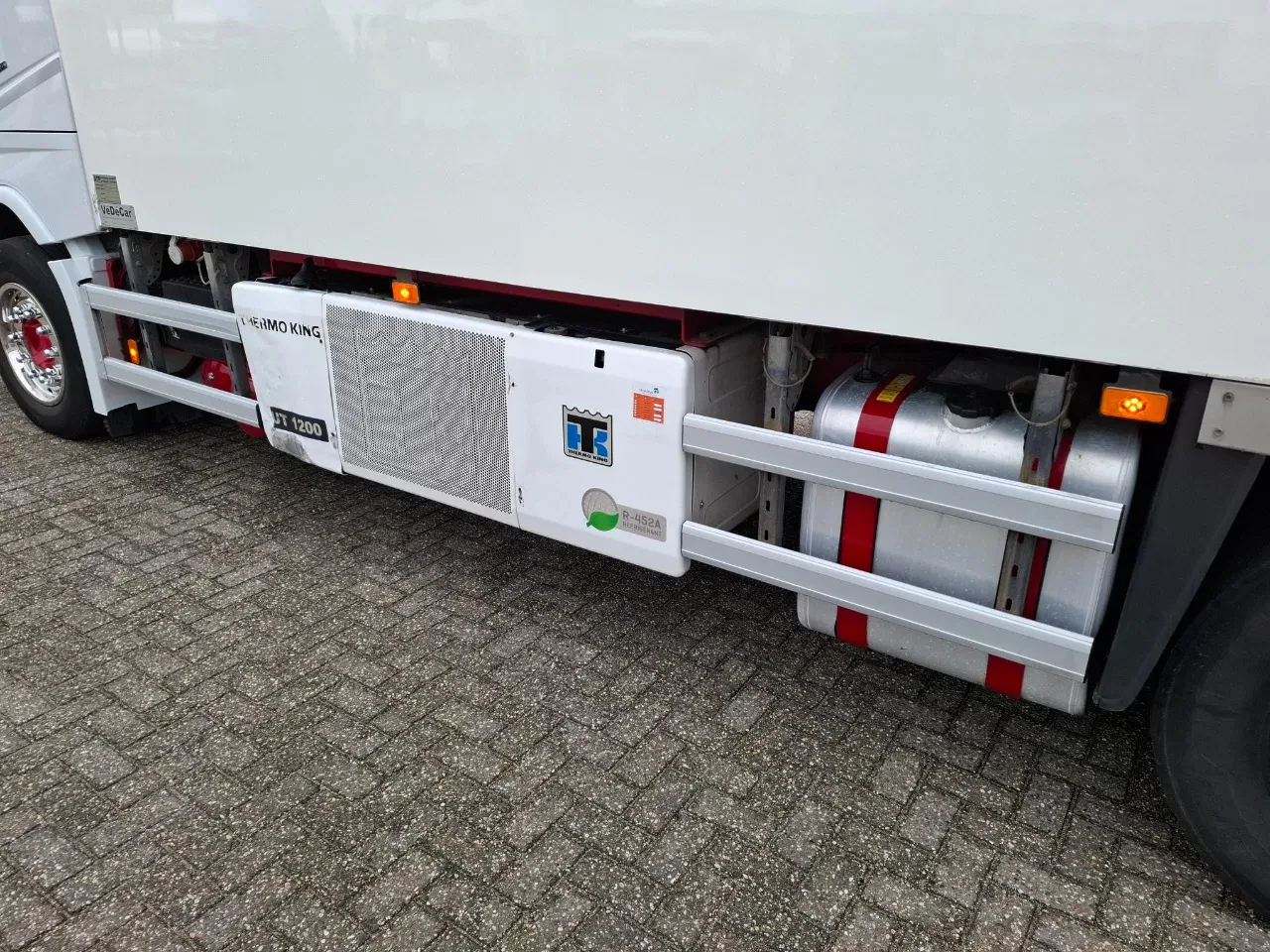Volvo FH 2021 - FH4-500 / RETARDER / XL / CHEREAU / VEB+ / I-PARKCOOL / ACC / LWDS / 2XTHERMOKING UT1200 / 2X ON STOCK / EURO-6 / 2021 immagine 16