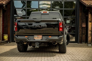 Dodge Ram 1500 2024 - Dodge Rebel Night Hurricane obrazek 7