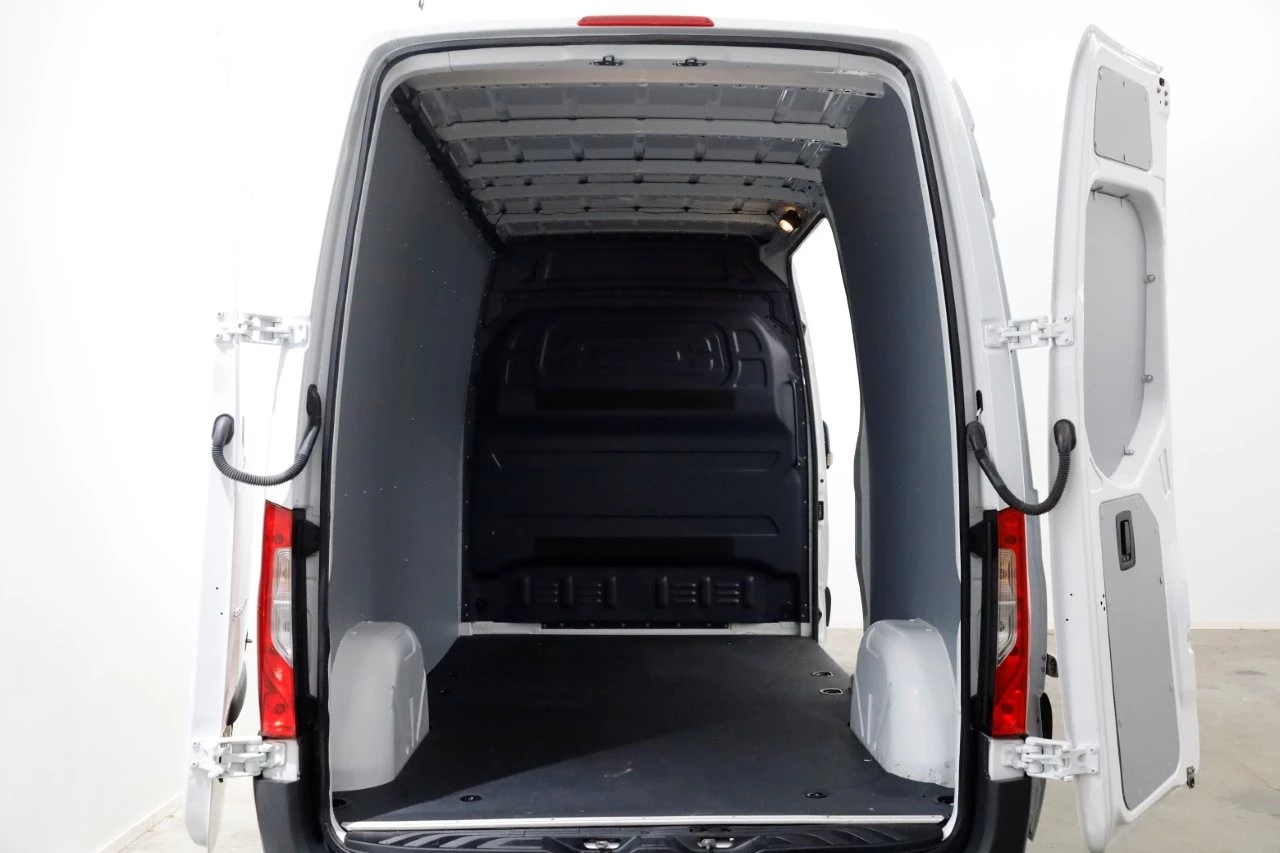 Mercedes-Benz Sprinter 2023 - 311 CDI 115pk L2H2 Airco/Carplay 10-2023 image 5
