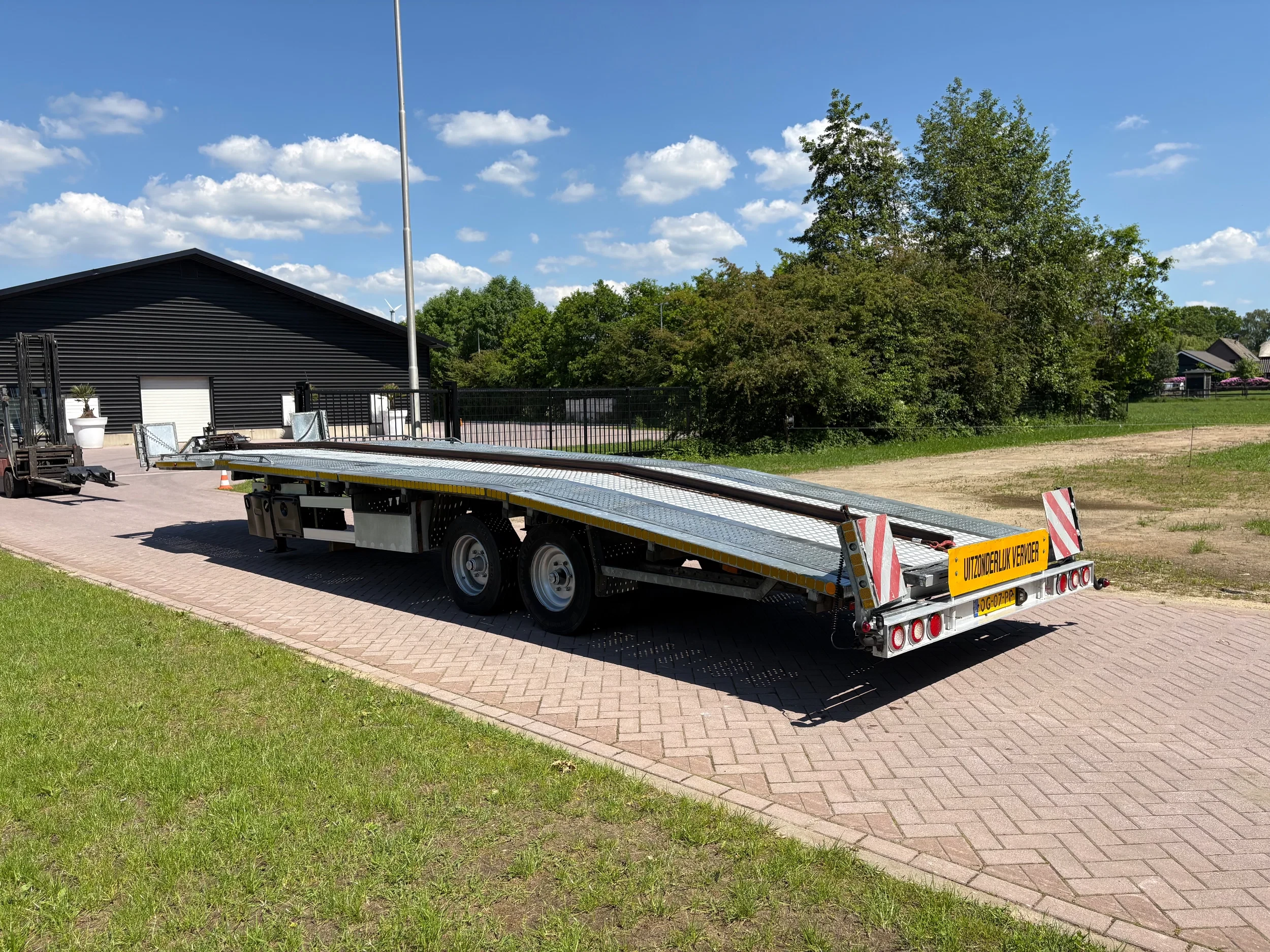 EIGENBOUW CARTRAIL-10 2001 - CE oplegger 15 TON ambulance auto transporter met Lier Bild 8