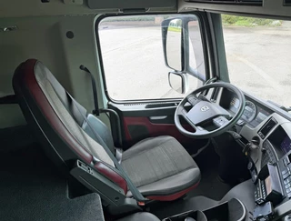 Volvo FM 410 2018 - EURO 6 VOL LUCHTGEVEERD 2XTANKS 106 CM SCHOTEL HOOGTE 345.000 KM IN SUPER CONDITIE zdjecie 8