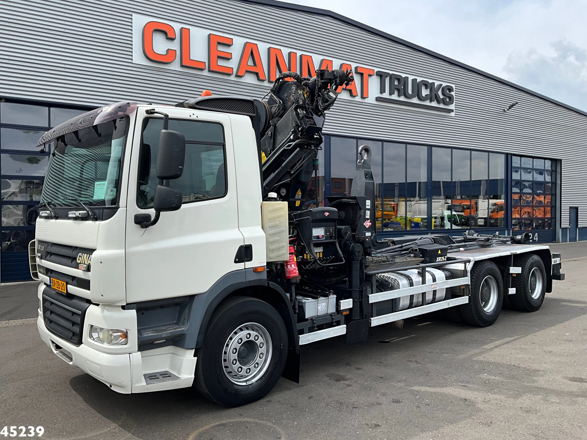 Ginaf X 3232 S Euro 5 Manual Hiab 28 Tonmeter laadkraan 2009 afbeelding 2