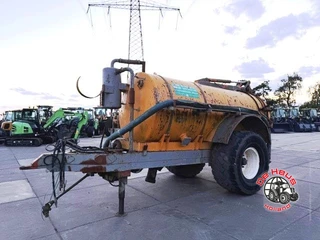 Veenhuis - 8000 Liter Kippende tank afbeelding 2 miniatuur