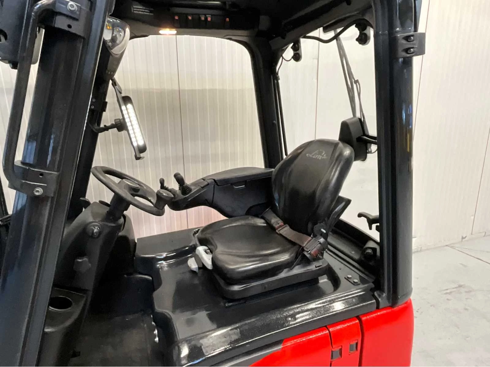 Linde 2019 - E16C-02 Triplex - Freelift - Sideshift afbeelding 8